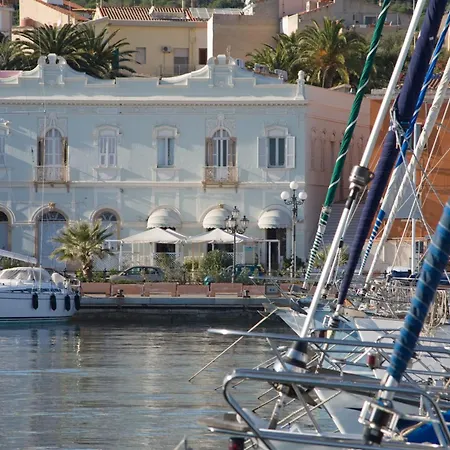 Hieracon 4* Carloforte (Isola di San Pietro)